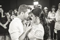 לא רק דרינק וצ'ייסר: הצעת נישואים מרגשת בפאב